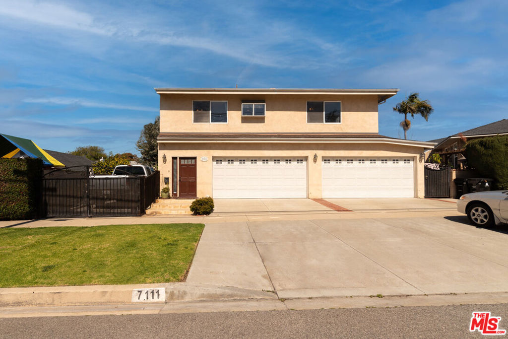 7111 W 83rd Street Property Photo