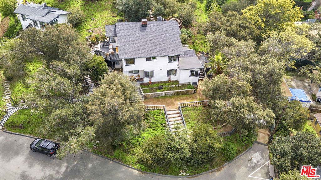 1182 Oak Grove Drive Property Photo 4