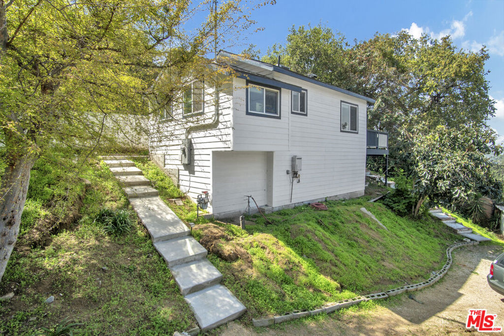 1182 Oak Grove Drive Property Photo 11