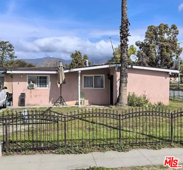 493 E Harrison Avenue Property Photo