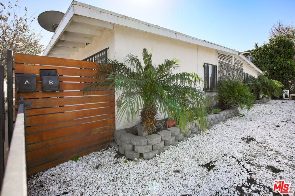 2526 W Mcfadden Avenue Property Photo 5