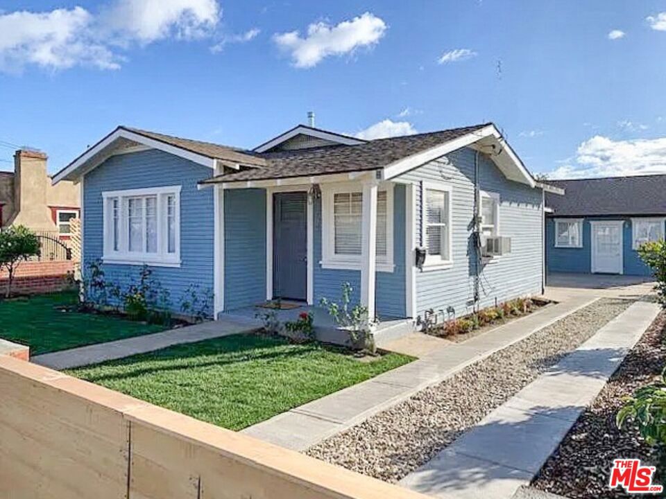 284 W Harrison Avenue Property Photo