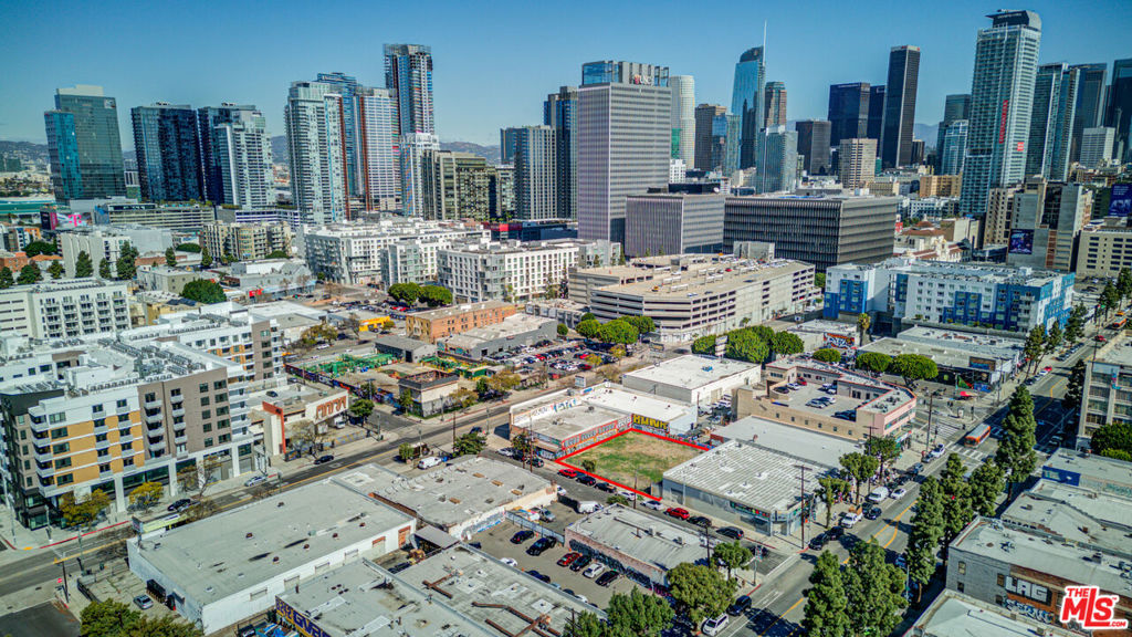 90015 Real Estate Listings Main Image