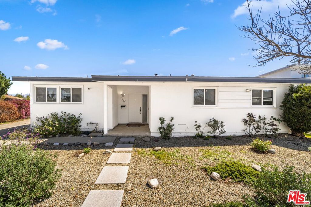7906 Elmer Avenue Property Photo