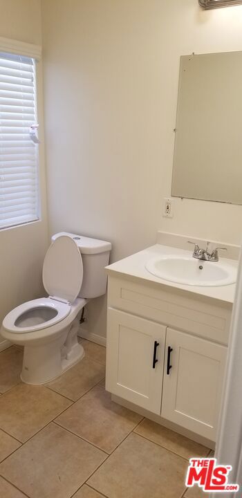 1816 S La Brea Avenue Property Photo 17