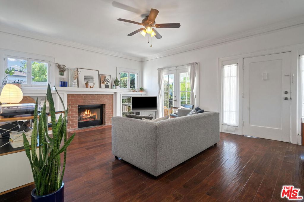 7417 Fountain Avenue Property Photo