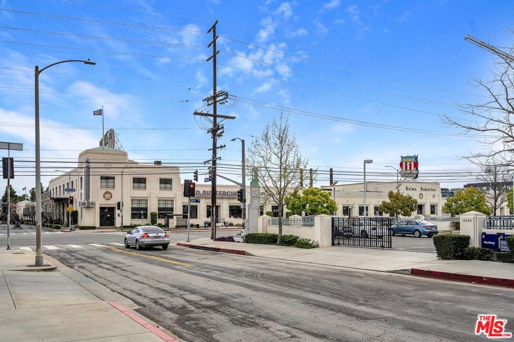 90034 Real Estate Listings Main Image