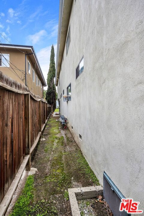 3132 Helms Avenue Property Photo 10