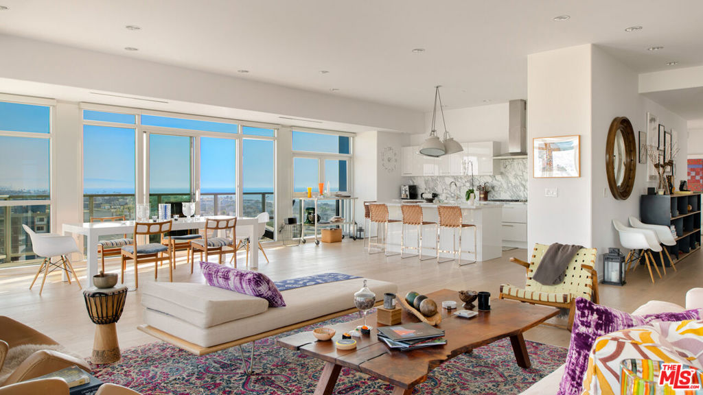 3111 Via Dolce 903 Property Photo