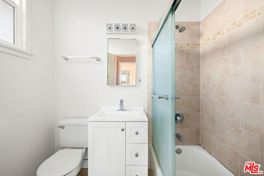 1621 Manning Avenue Property Photo 19