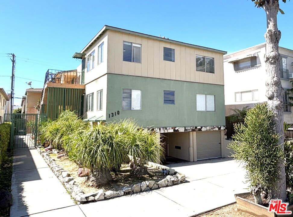 1310 10th Street Property Photo 1
