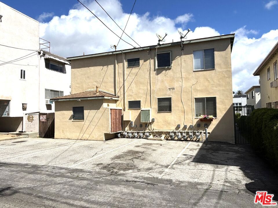 1310 10th Street Property Photo 3
