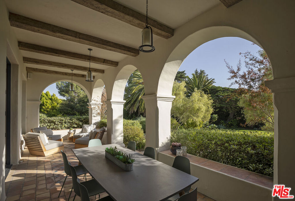 4110 Creciente Drive Property Photo 11