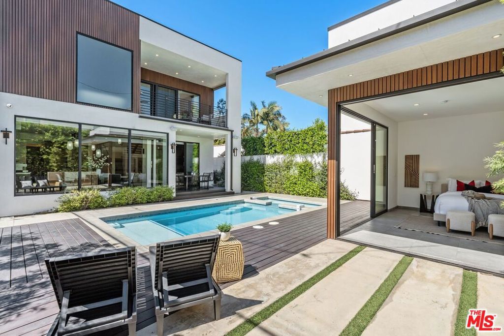 714 N La Jolla Avenue Property Photo