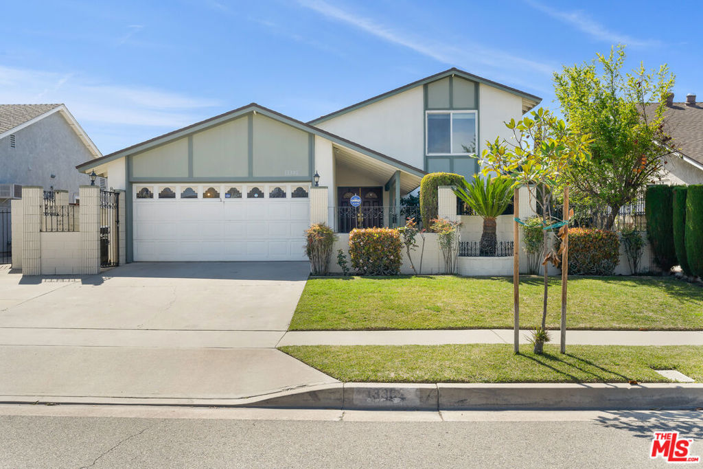 13302 Rose Street Property Photo