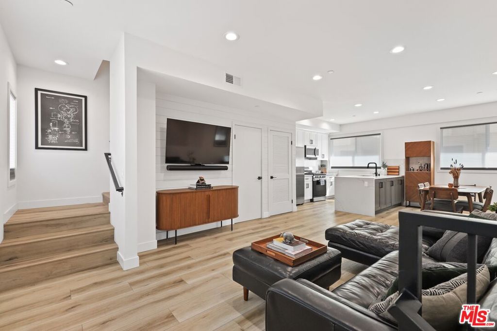 Panorama City Real Estate Listings Main Image