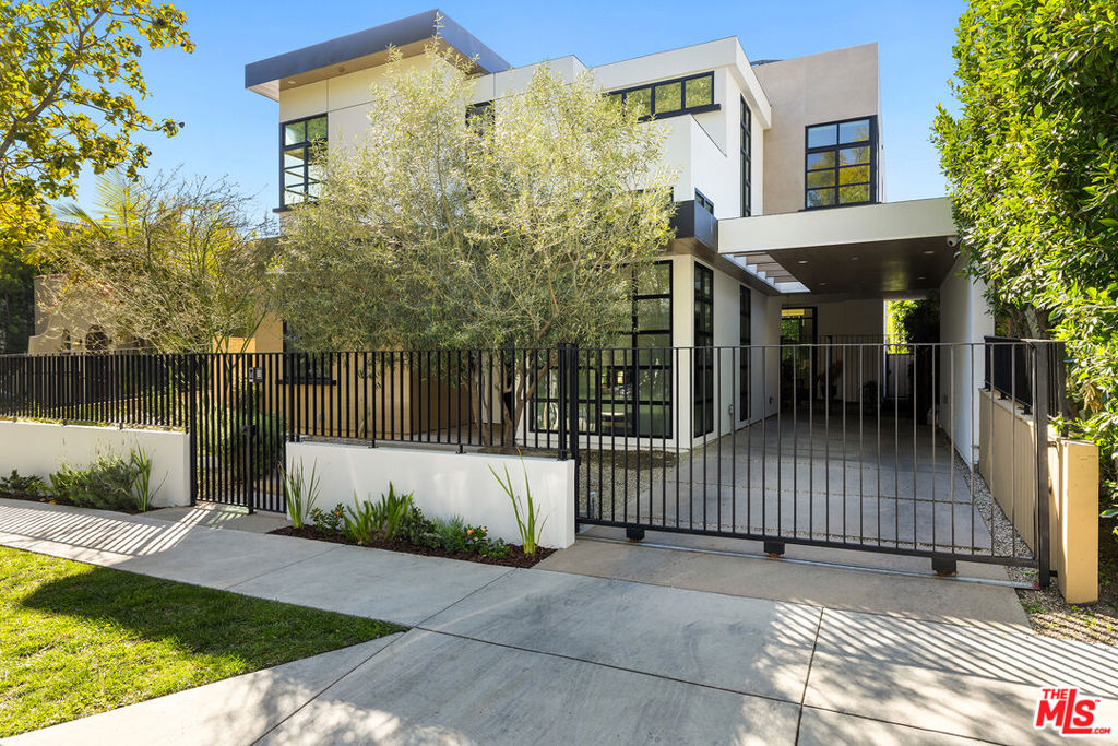 8732 Rangely Avenue Property Photo