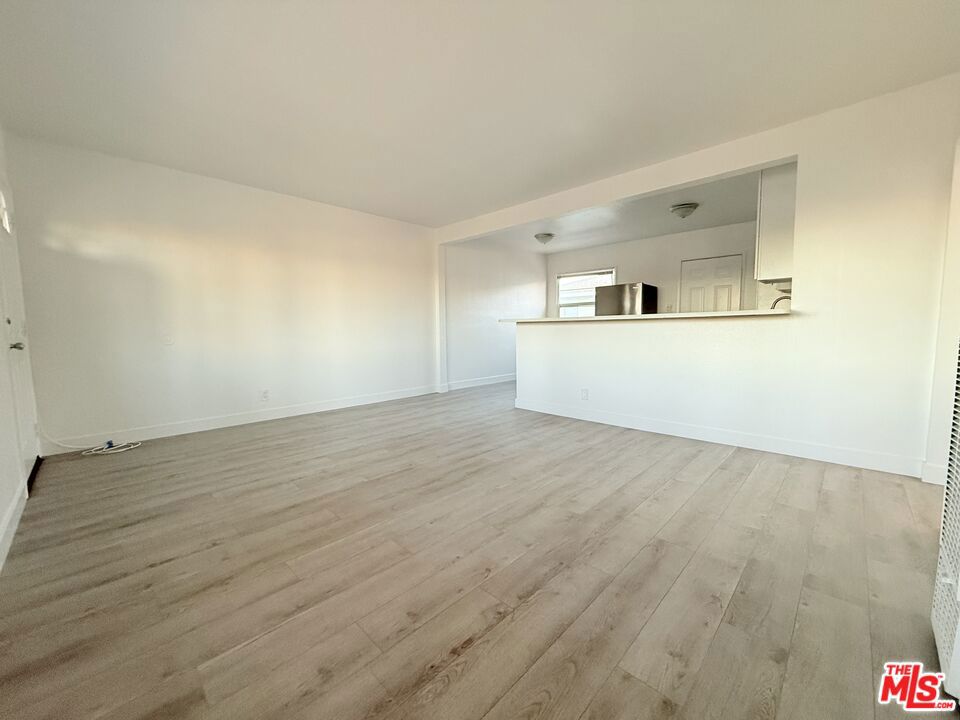15 N Dos Caminos Avenue Property Photo 14