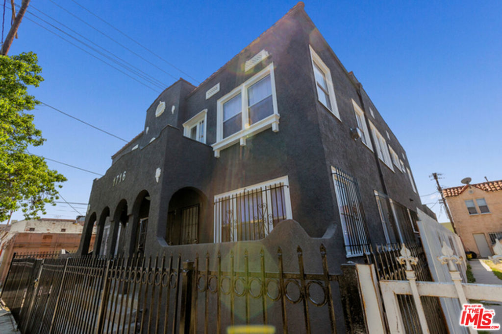 90062 Real Estate Listings Main Image