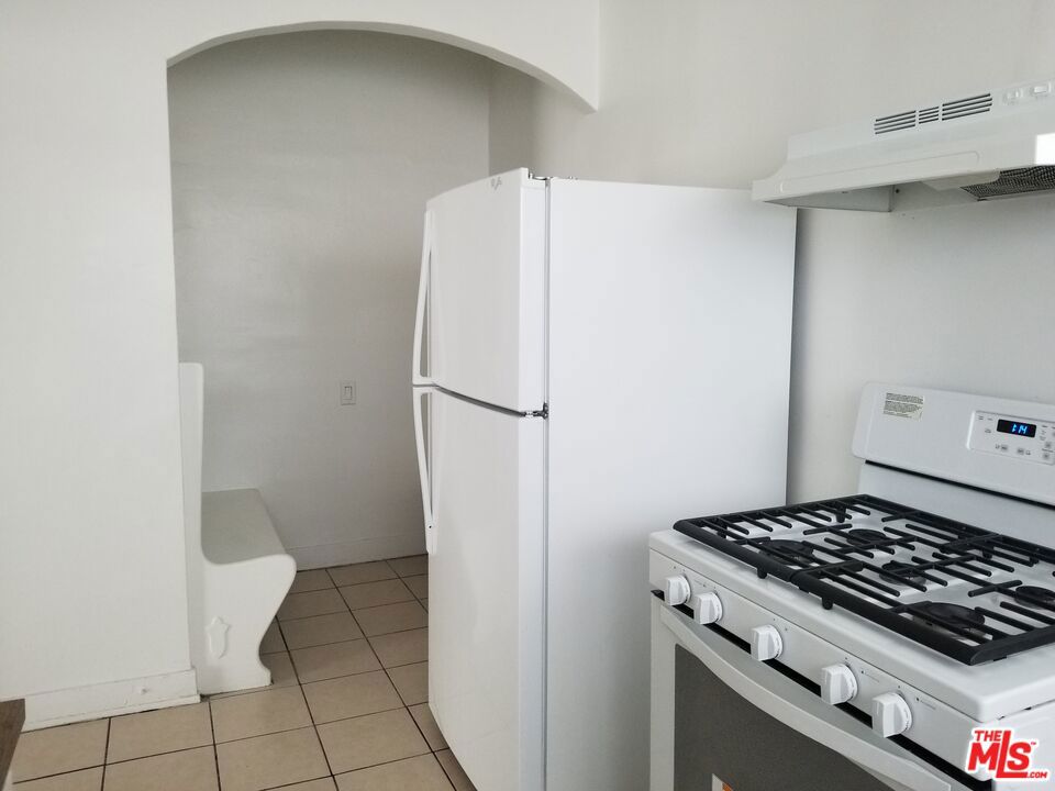 1716 W 45th Street Property Photo 27