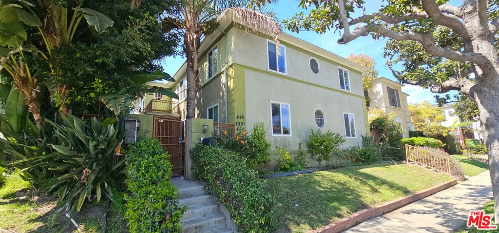 449 S Doheny Drive Property Photo