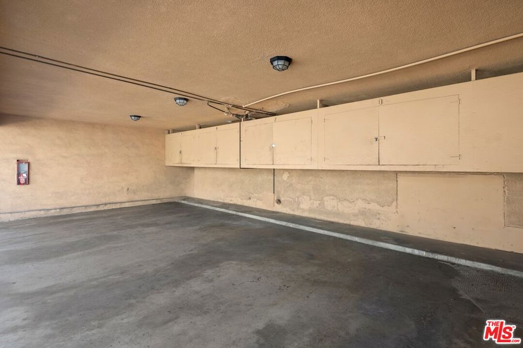 120 S Belmont Street Property Photo 11