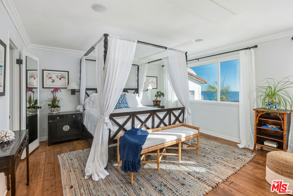 31658 Broad Beach Road Property Photo 20