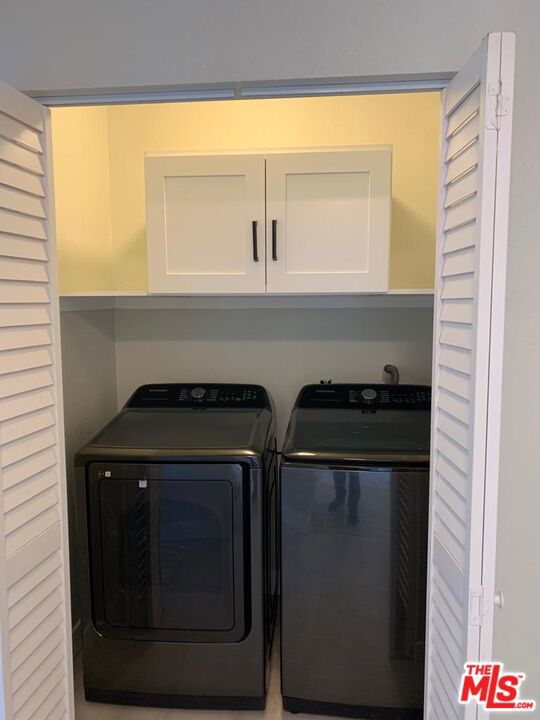 413 W 81st Street Property Photo 10