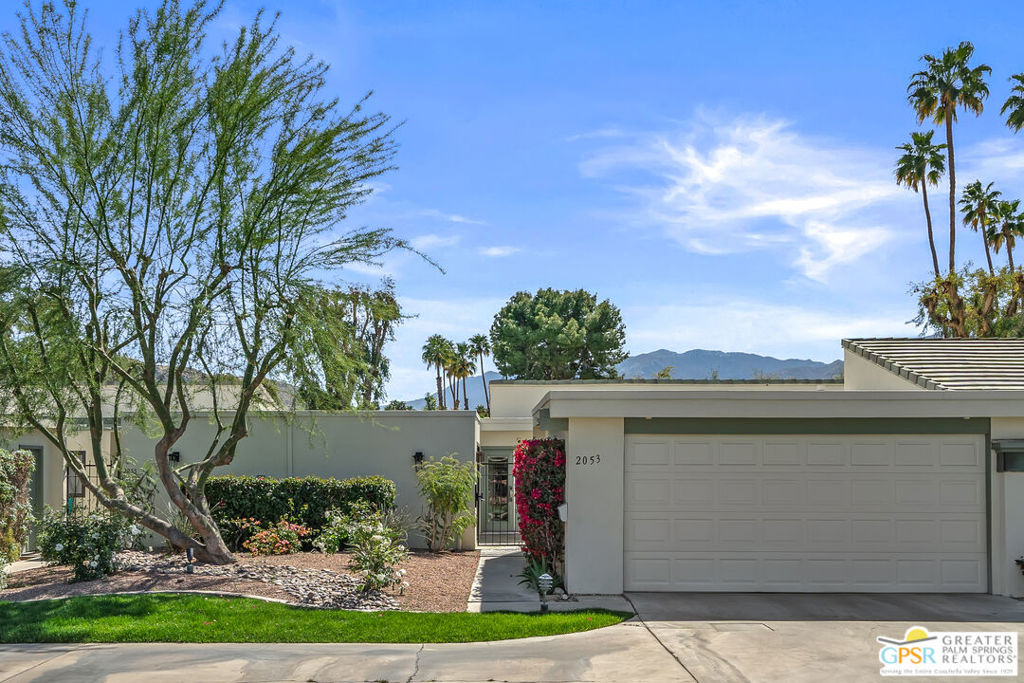 2053 Grand Bahama Drive Property Photo 1