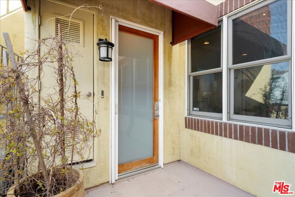123 Richmond Street Property Photo 18