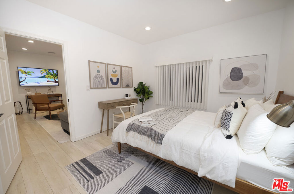 2711 Wabash Avenue Property Photo 8