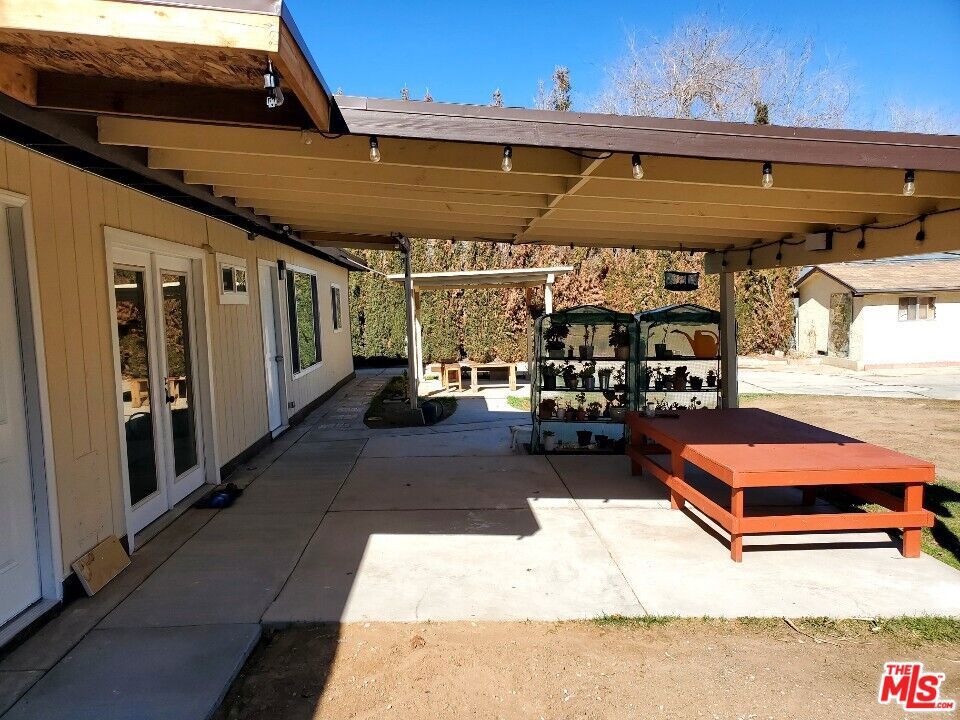 7215 Lyons Avenue Property Photo 40