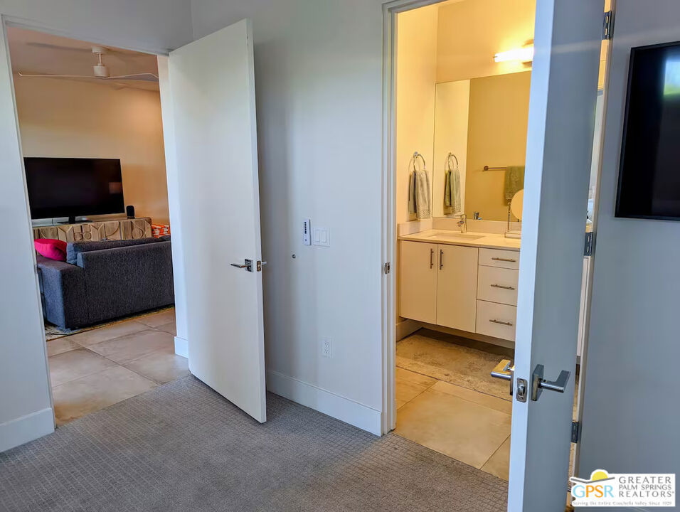 179 The Riv Property Photo 9
