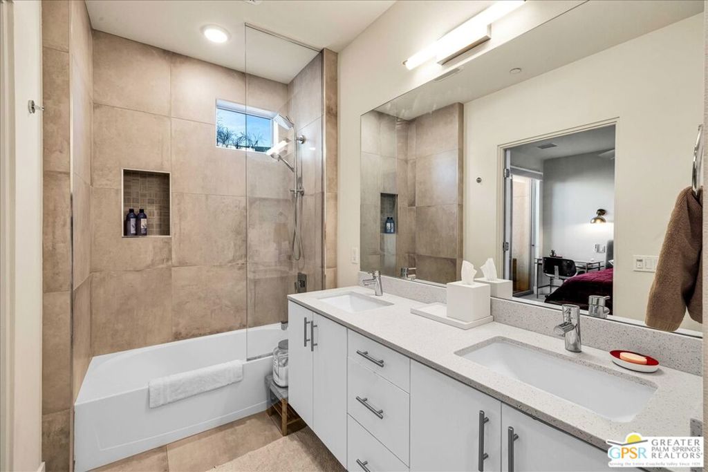 179 The Riv Property Photo 20