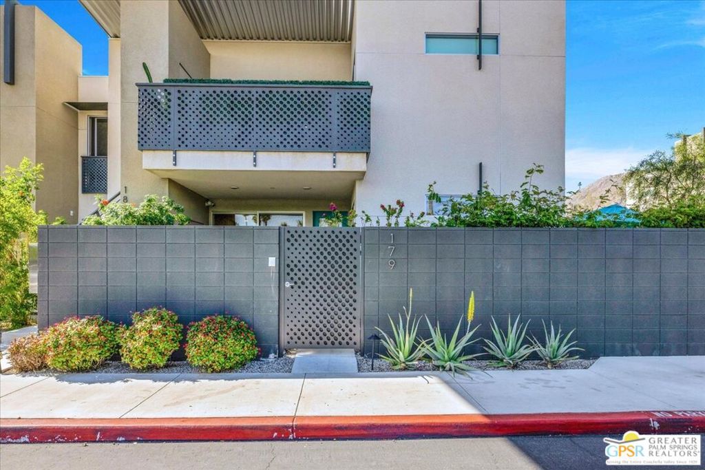 179 The Riv Property Photo 31