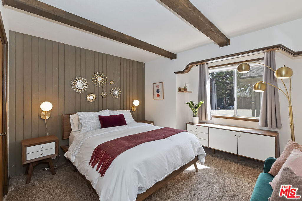 779 Villa Grove Avenue Property Photo 19