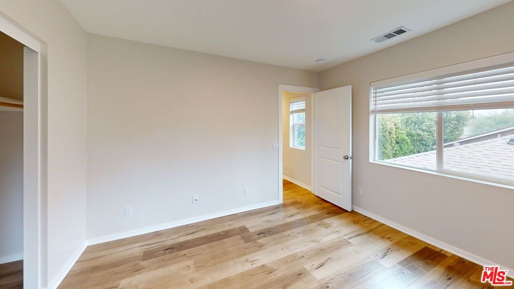 15031 15033 Hartland Street Property Photo 17