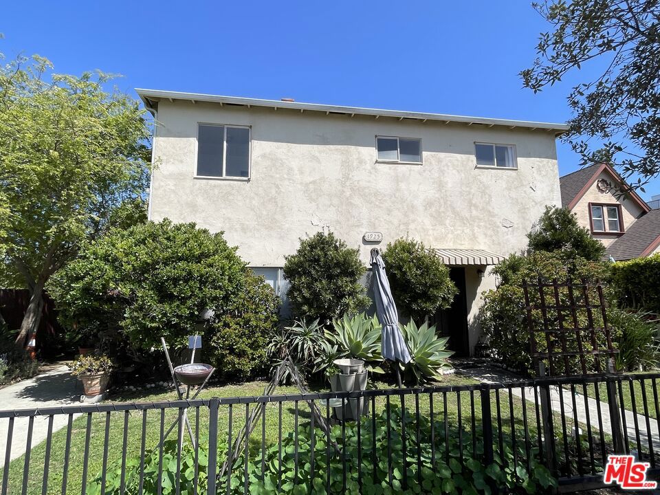 1925 Euclid Street Property Photo 1
