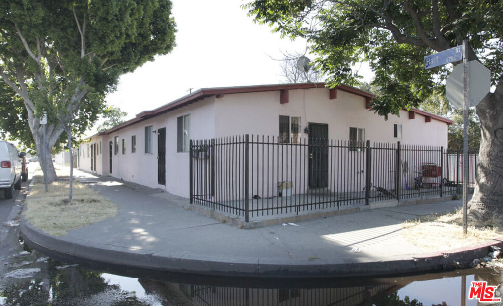 11720 Hart Street Property Photo 1