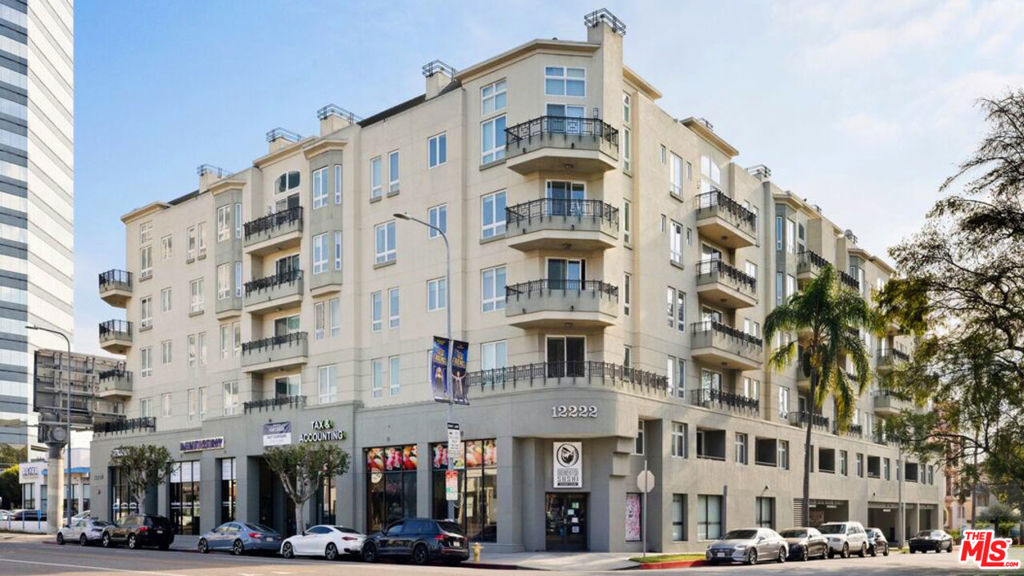 12222 Wilshire Boulevard 302 Property Photo 1