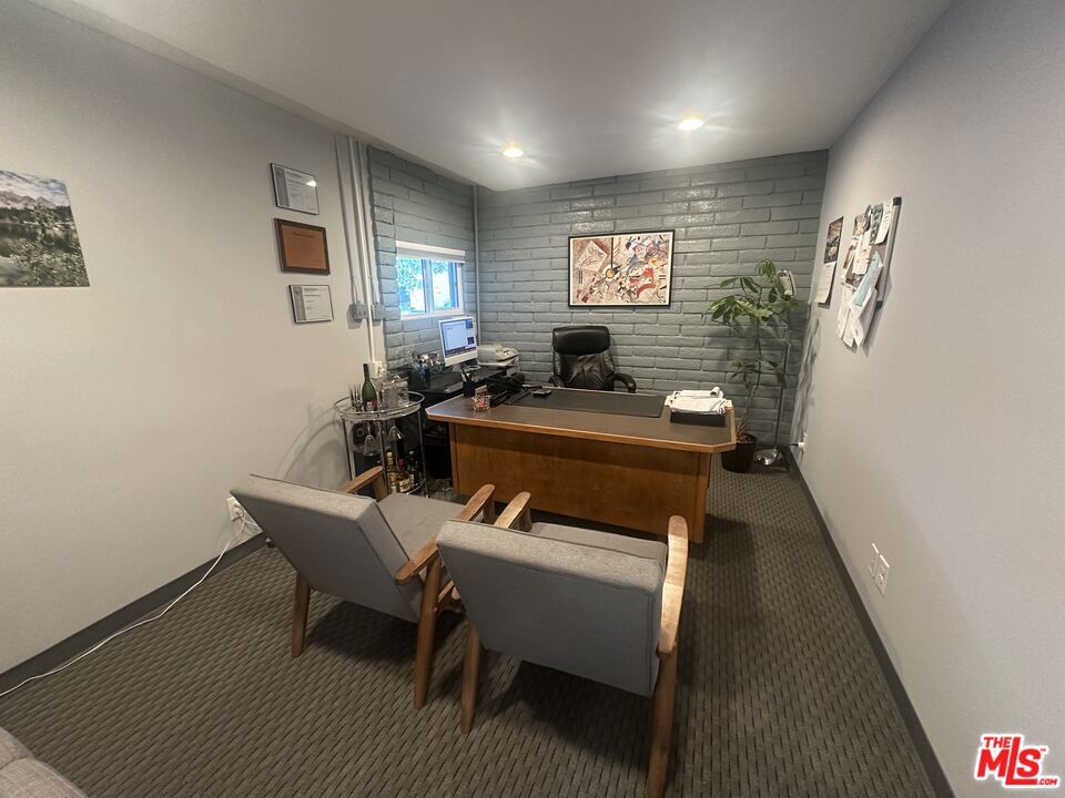 3733 Robertson Boulevard Property Photo 3