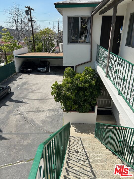 10237 Commerce Avenue Property Photo 6