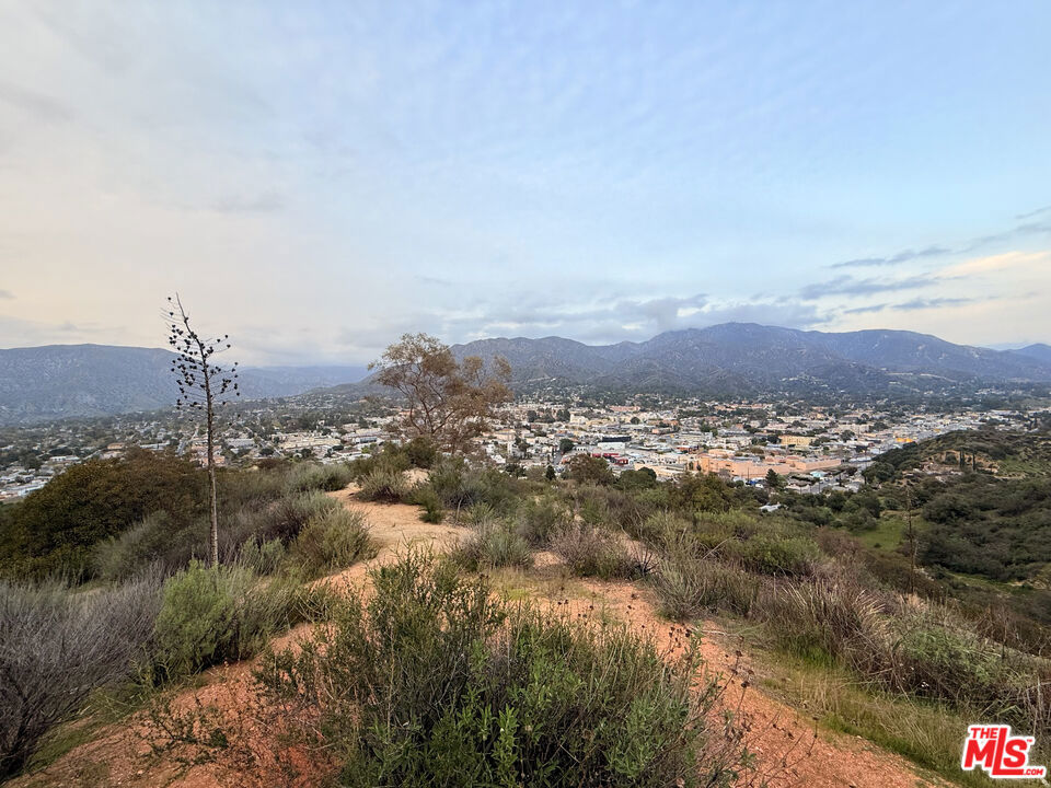 9735 N Estaban Way Property Photo 1