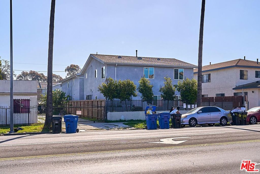 11166 S Figueroa Street Property Photo 1