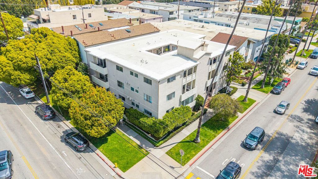 1101 Lincoln Boulevard 1a Property Photo 2