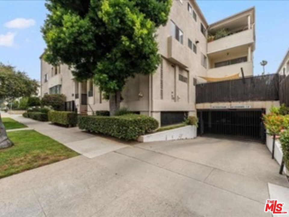 1101 Lincoln Boulevard 1a Property Photo 5