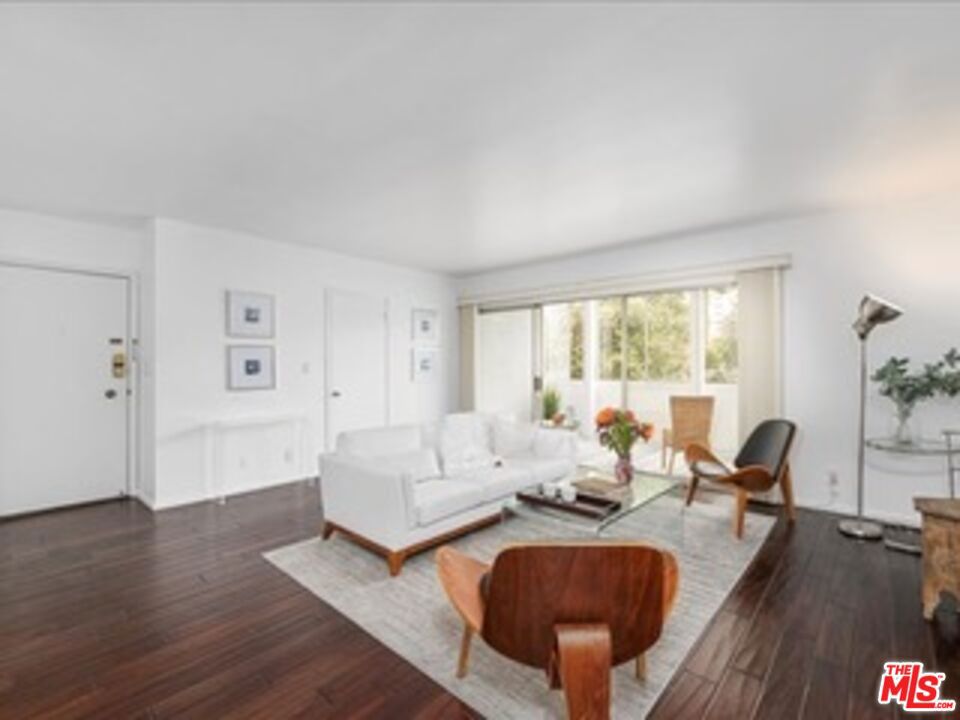 1101 Lincoln Boulevard 1a Property Photo 12