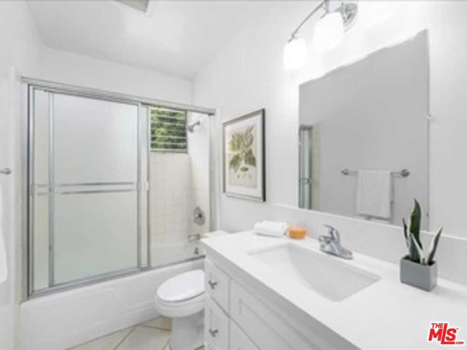 1101 Lincoln Boulevard 1a Property Photo 22