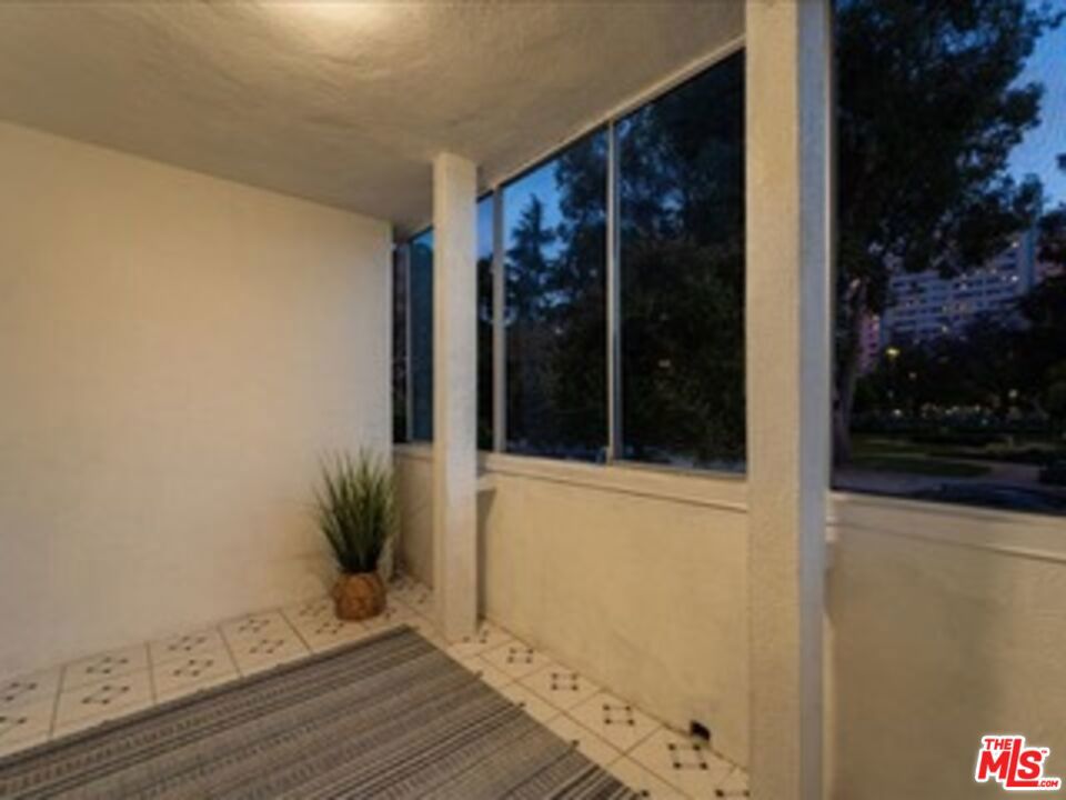 1101 Lincoln Boulevard 1a Property Photo 38