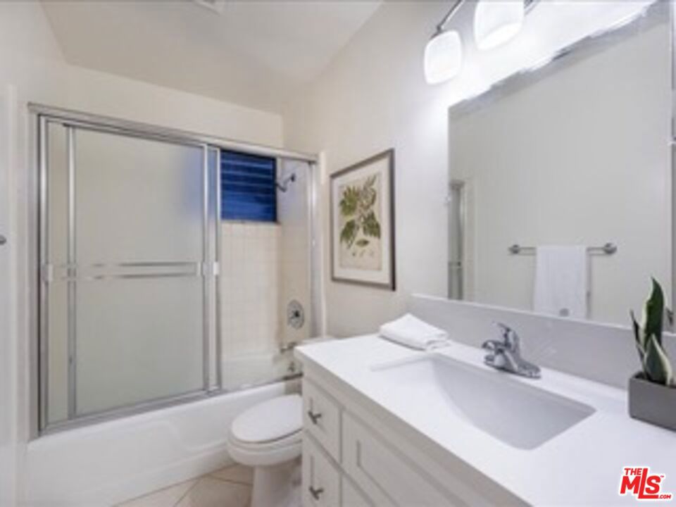 1101 Lincoln Boulevard 1a Property Photo 39